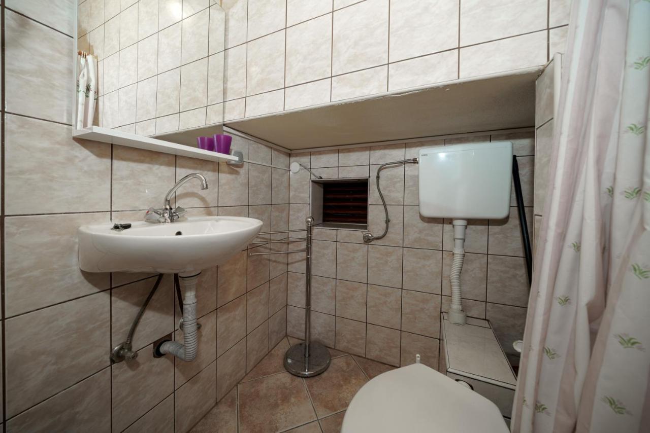 Apartmani Krizanovic Vodice Exterior foto
