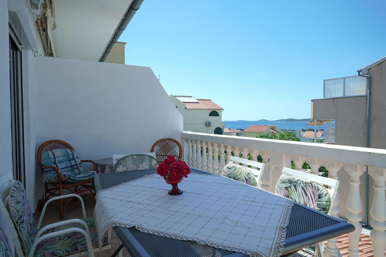 Apartmani Krizanovic Vodice Exterior foto